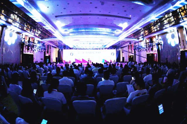 恒峰g22荣膺2019十各人居板材品牌